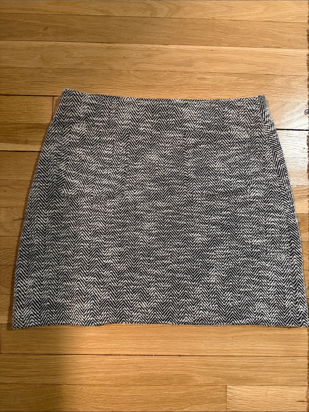 LOFT Black & White Herringbone Skirt